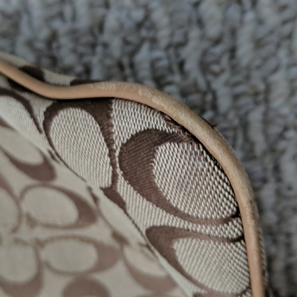 Coach Classic Monogram Crossbody Bag - Picture 5 of 17